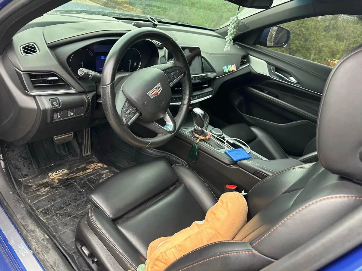 2021 Cadillac CT4 2.0T 237HP L4 8AT,autocango,china used car exporter,china ev exporter,chinese used car exporter,chinese used ev exporter