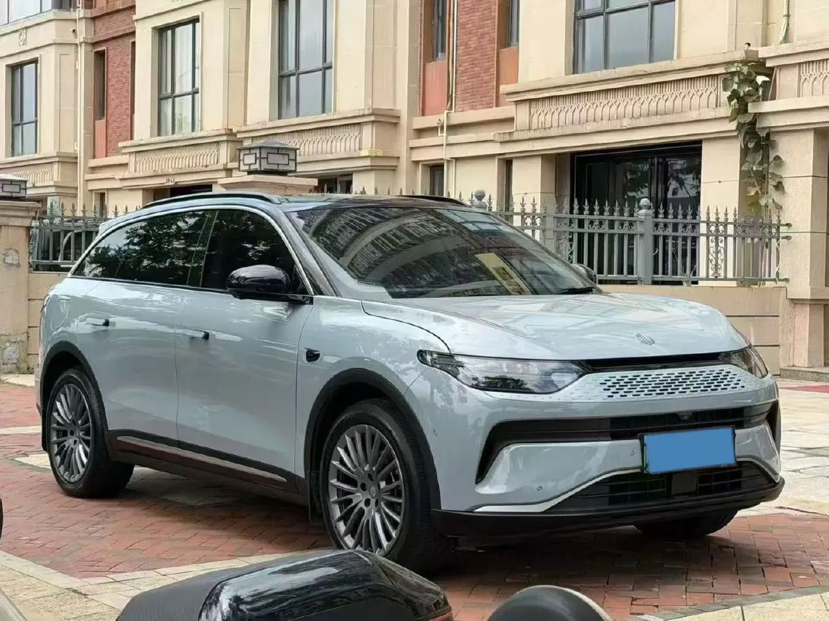 2024 Leapmotor C11 1.5L 95HP L4 REEV 43.74KWH,autocango,china used car exporter,china ev exporter,chinese used car exporter,chinese used ev exporter