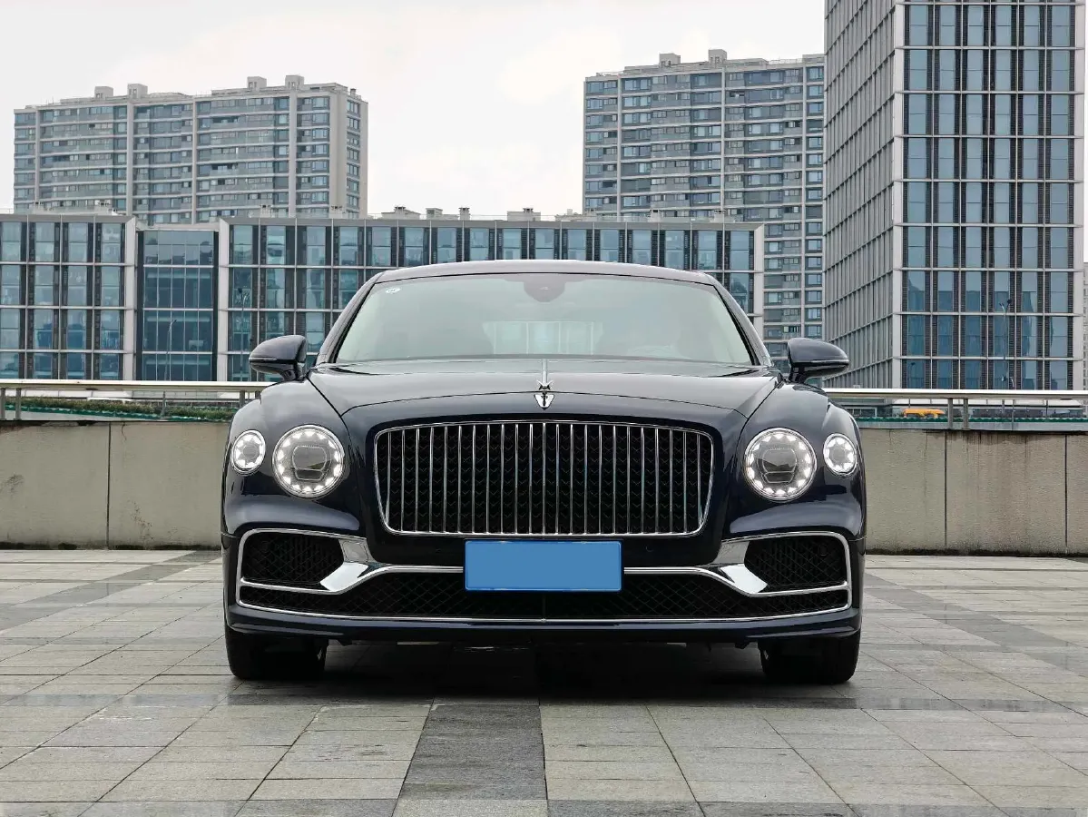 2021 Bentley Flying Spur 4.0T 550HP V8 8DCT,autocango,china used car exporter,china ev exporter,chinese used car exporter,chinese used ev exporter
