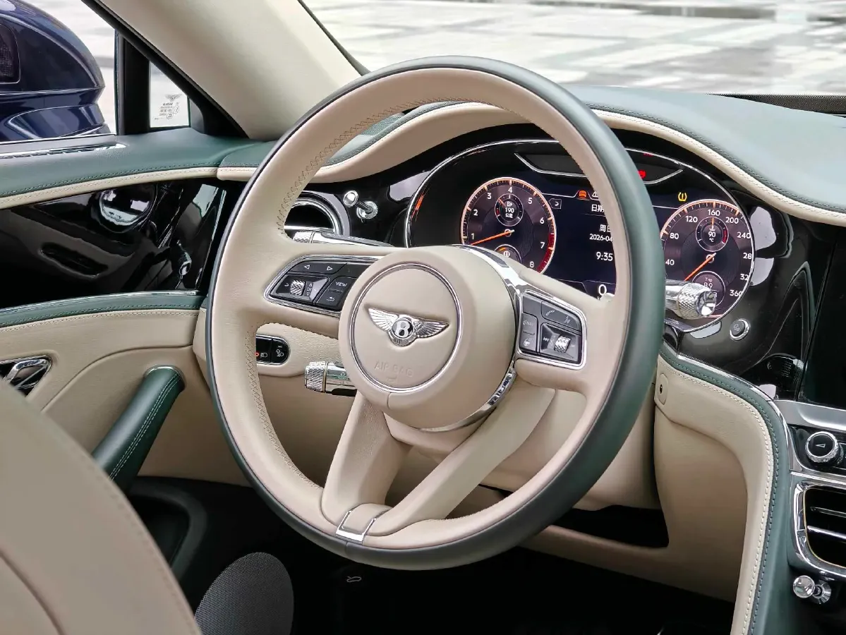 2021 Bentley Flying Spur 4.0T 550HP V8 8DCT,autocango,china used car exporter,china ev exporter,chinese used car exporter,chinese used ev exporter