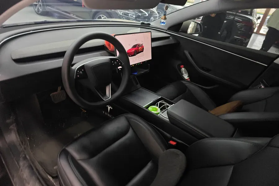 2023 Buick EnvisionPlus 2.0T 237HP L4 9AT,autocango,china used car exporter,china ev exporter,chinese used car exporter,chinese used ev exporter