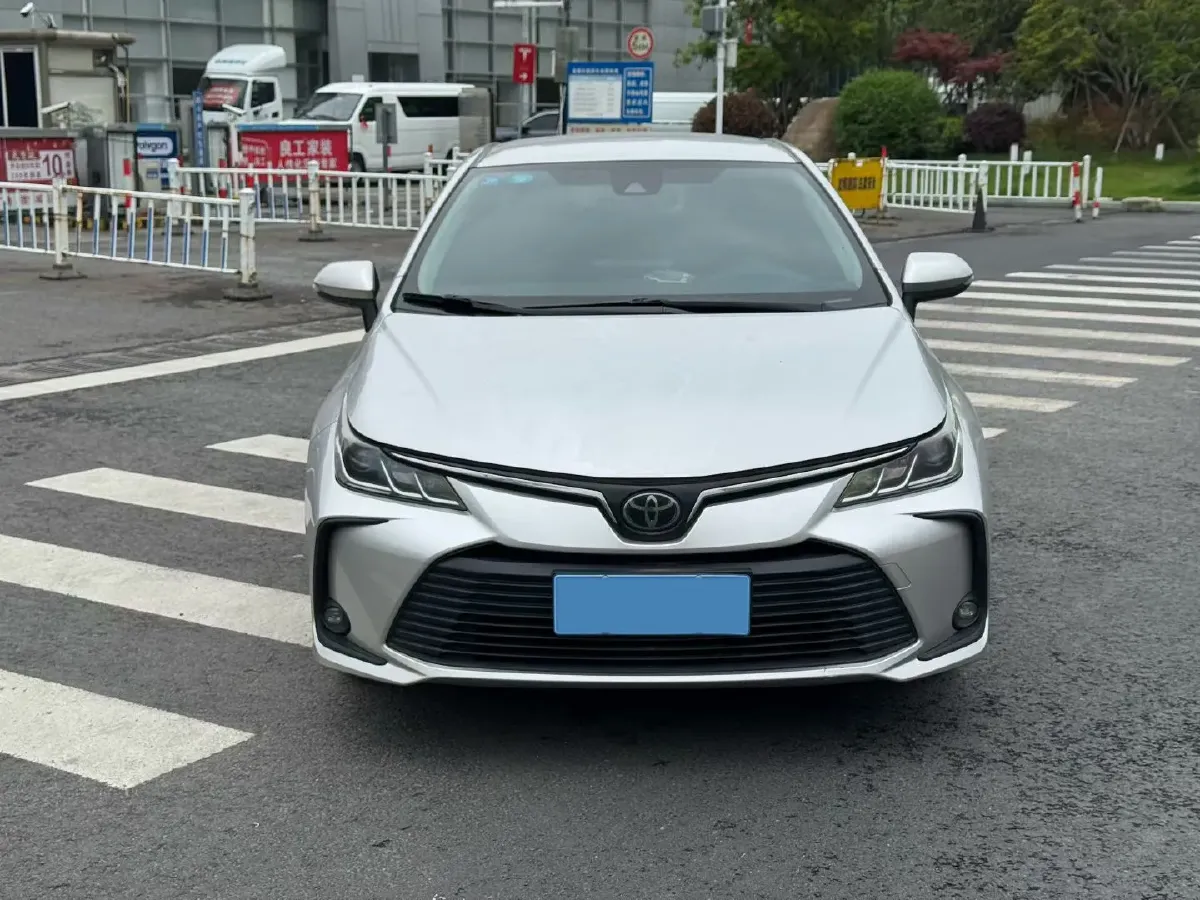 2019 Toyota Corolla 1.2T 116HP L4 CVT,autocango,china used car exporter,china ev exporter,chinese used car exporter,chinese used ev exporter