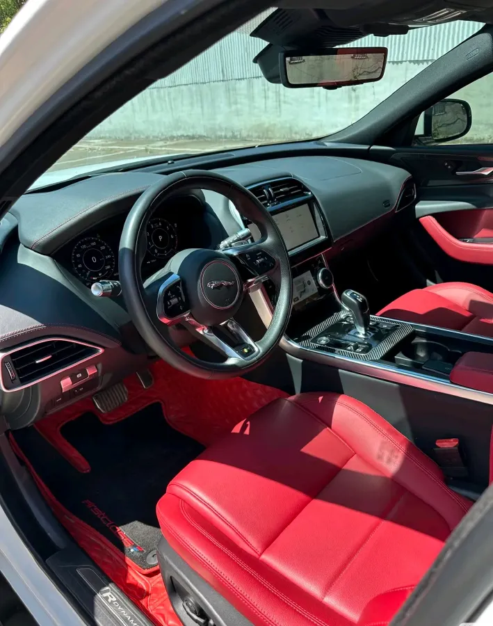 2025 Jaguar XEL 2.0T 250HP L4 8AT,autocango,china used car exporter,china ev exporter,chinese used car exporter,chinese used ev exporter