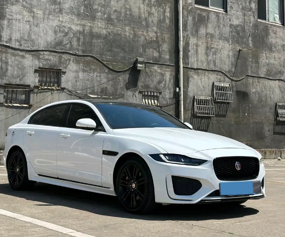 2025 Jaguar XEL 2.0T 250HP L4 8AT,autocango,china used car exporter,china ev exporter,chinese used car exporter,chinese used ev exporter