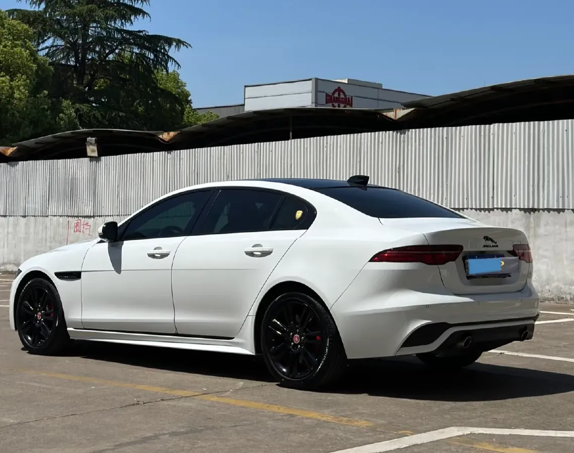 2025 Jaguar XEL 2.0T 250HP L4 8AT,autocango,china used car exporter,china ev exporter,chinese used car exporter,chinese used ev exporter