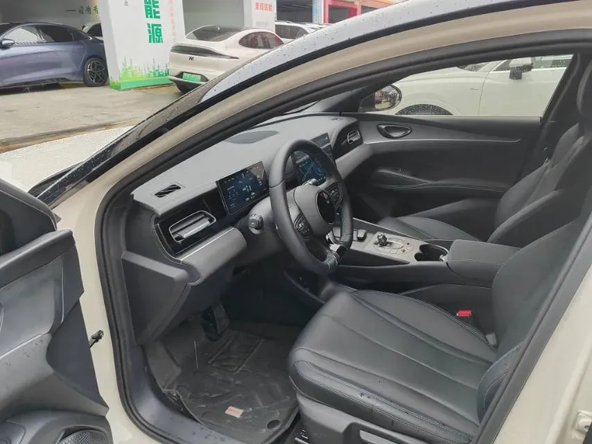 2025 BYD Seal06 1.5L 101HP L4 E-CVT PHEV 10.08KWH,autocango,china used car exporter,china ev exporter,chinese used car exporter,chinese used ev exporter