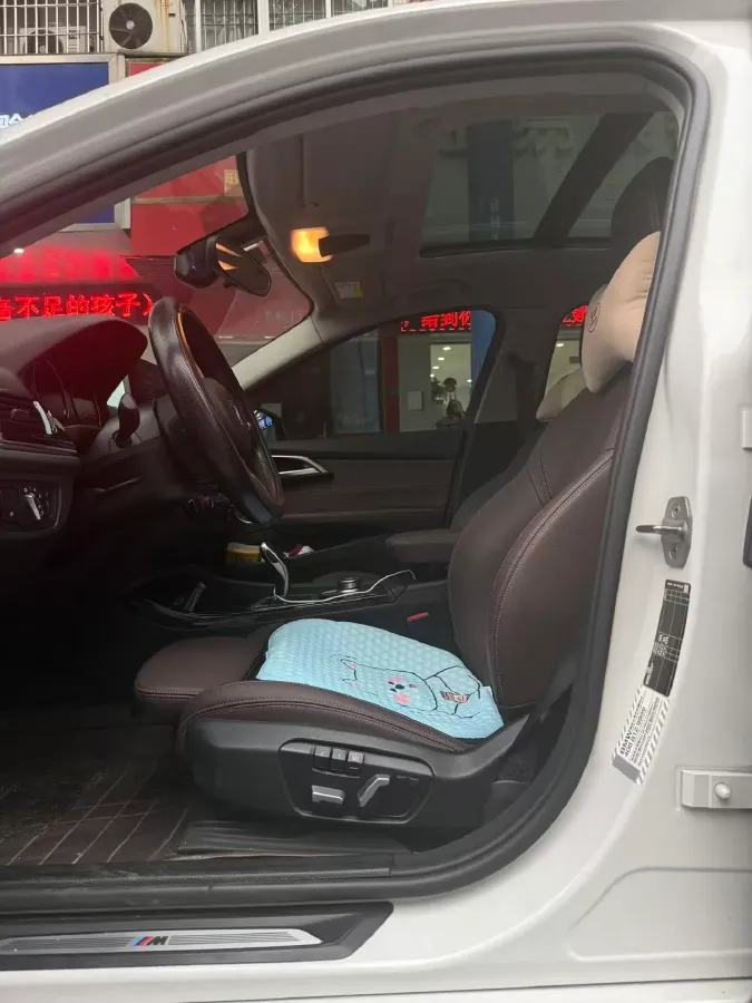 2021 BMW 1 Series 1.5T 140HP L3 7DCT,autocango,china used car exporter,china ev exporter,chinese used car exporter,chinese used ev exporter