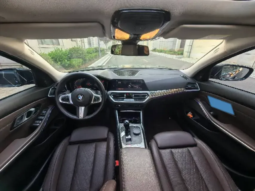 2022 BMW 3 Series 2.0T 184HP L4 8AT,autocango,china used car exporter,china ev exporter,chinese used car exporter,chinese used ev exporter