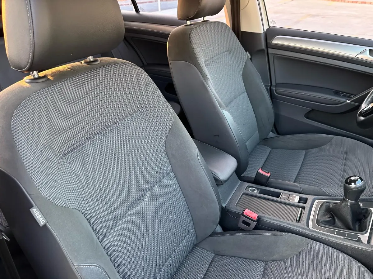 2018 Volkswagen Golf 1.4T 131HP L4 5MT,autocango,china used car exporter,china ev exporter,chinese used car exporter,chinese used ev exporter