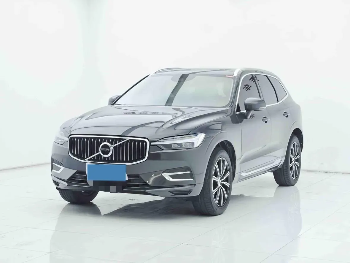 2020 Volvo XC60 2.0T 254HP L4 8AT,autocango,china used car exporter,china ev exporter,chinese used car exporter,chinese used ev exporter