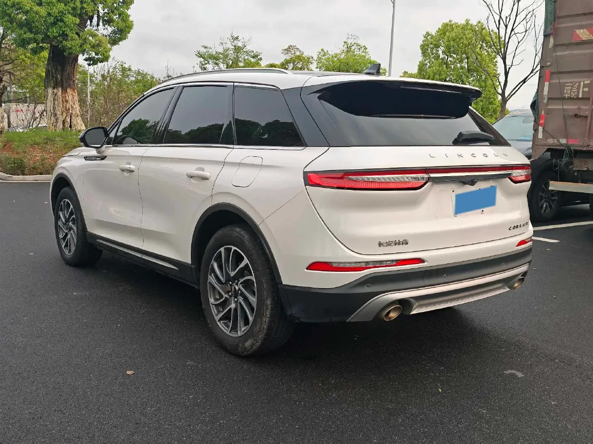 2021 Lincoln Corsair 2.0T 245HP L4 8AT,autocango,china used car exporter,china ev exporter,chinese used car exporter,chinese used ev exporter