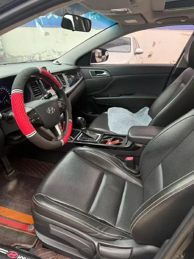 2017 Hyundai Mistra 1.6T 175HP L4 7DCT,autocango,china used car exporter,china ev exporter,chinese used car exporter,chinese used ev exporter