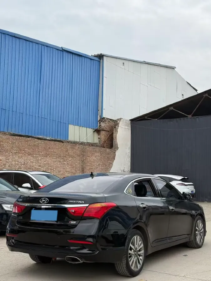 2017 Hyundai Mistra 1.6T 175HP L4 7DCT,autocango,china used car exporter,china ev exporter,chinese used car exporter,chinese used ev exporter