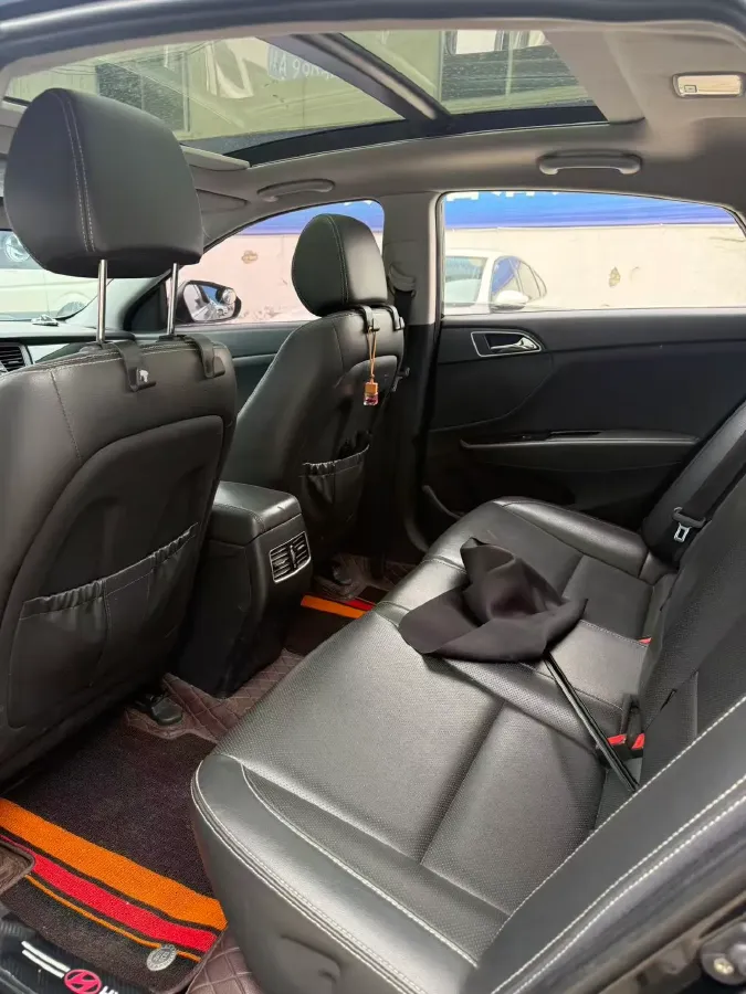 2017 Hyundai Mistra 1.6T 175HP L4 7DCT,autocango,china used car exporter,china ev exporter,chinese used car exporter,chinese used ev exporter