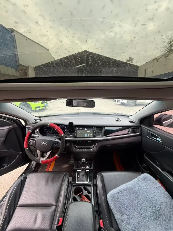 2017 Hyundai Mistra 1.6T 175HP L4 7DCT,autocango,china used car exporter,china ev exporter,chinese used car exporter,chinese used ev exporter