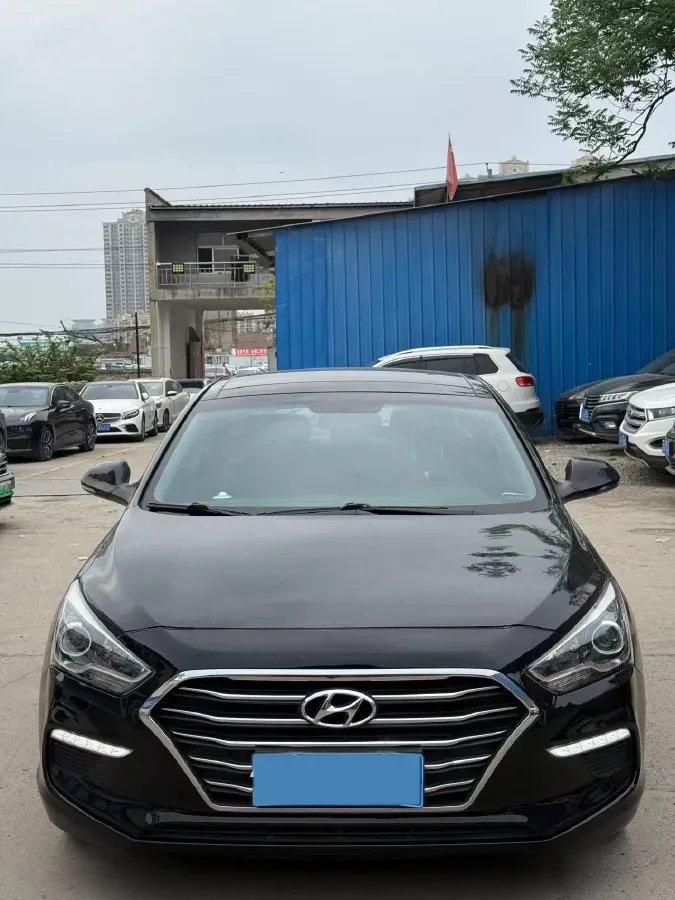 2017 Hyundai Mistra 1.6T 175HP L4 7DCT,autocango,china used car exporter,china ev exporter,chinese used car exporter,chinese used ev exporter