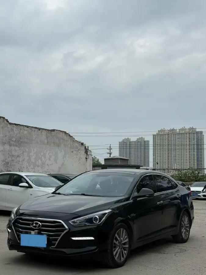 2017 Hyundai Mistra 1.6T 175HP L4 7DCT,autocango,china used car exporter,china ev exporter,chinese used car exporter,chinese used ev exporter