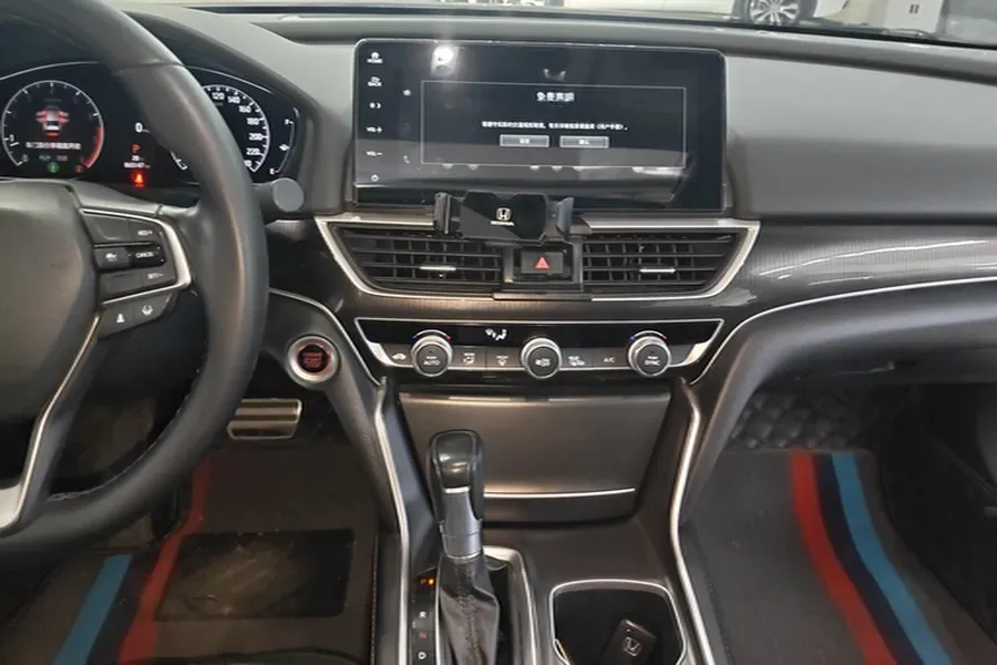 2022 Honda Accord 1.5T 194HP L4 CVT,autocango,china used car exporter,china ev exporter,chinese used car exporter,chinese used ev exporter