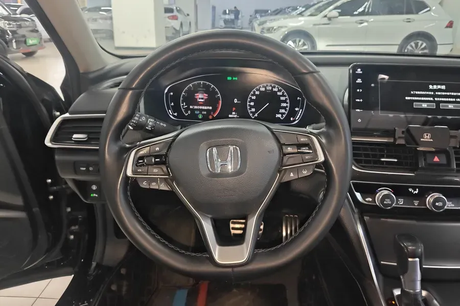 2022 Honda Accord 1.5T 194HP L4 CVT,autocango,china used car exporter,china ev exporter,chinese used car exporter,chinese used ev exporter