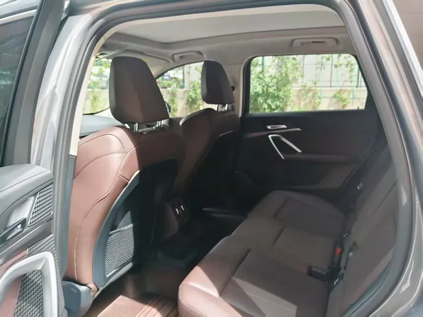 2024 BMW X1 2.0T 204HP L4 7DCT,autocango,china used car exporter,china ev exporter,chinese used car exporter,chinese used ev exporter