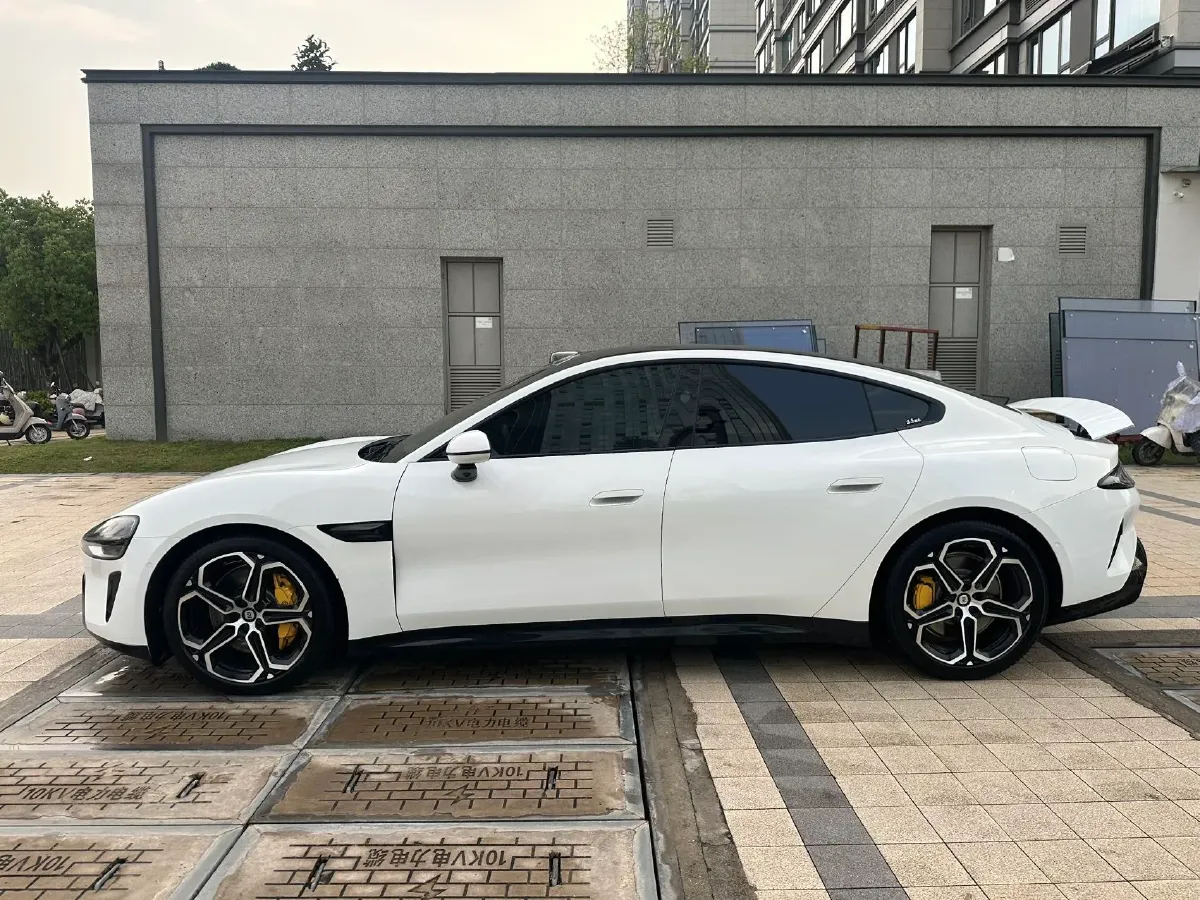 2024 MI SU7 BEV 101KWH,autocango,china used car exporter,china ev exporter,chinese used car exporter,chinese used ev exporter