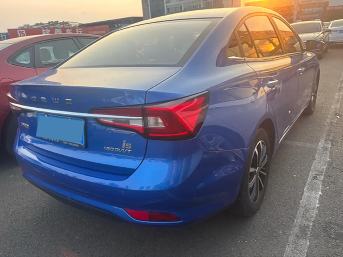 2020 Roewe i5 1.5L 120HP L4 CVT,autocango,china used car exporter,china ev exporter,chinese used car exporter,chinese used ev exporter