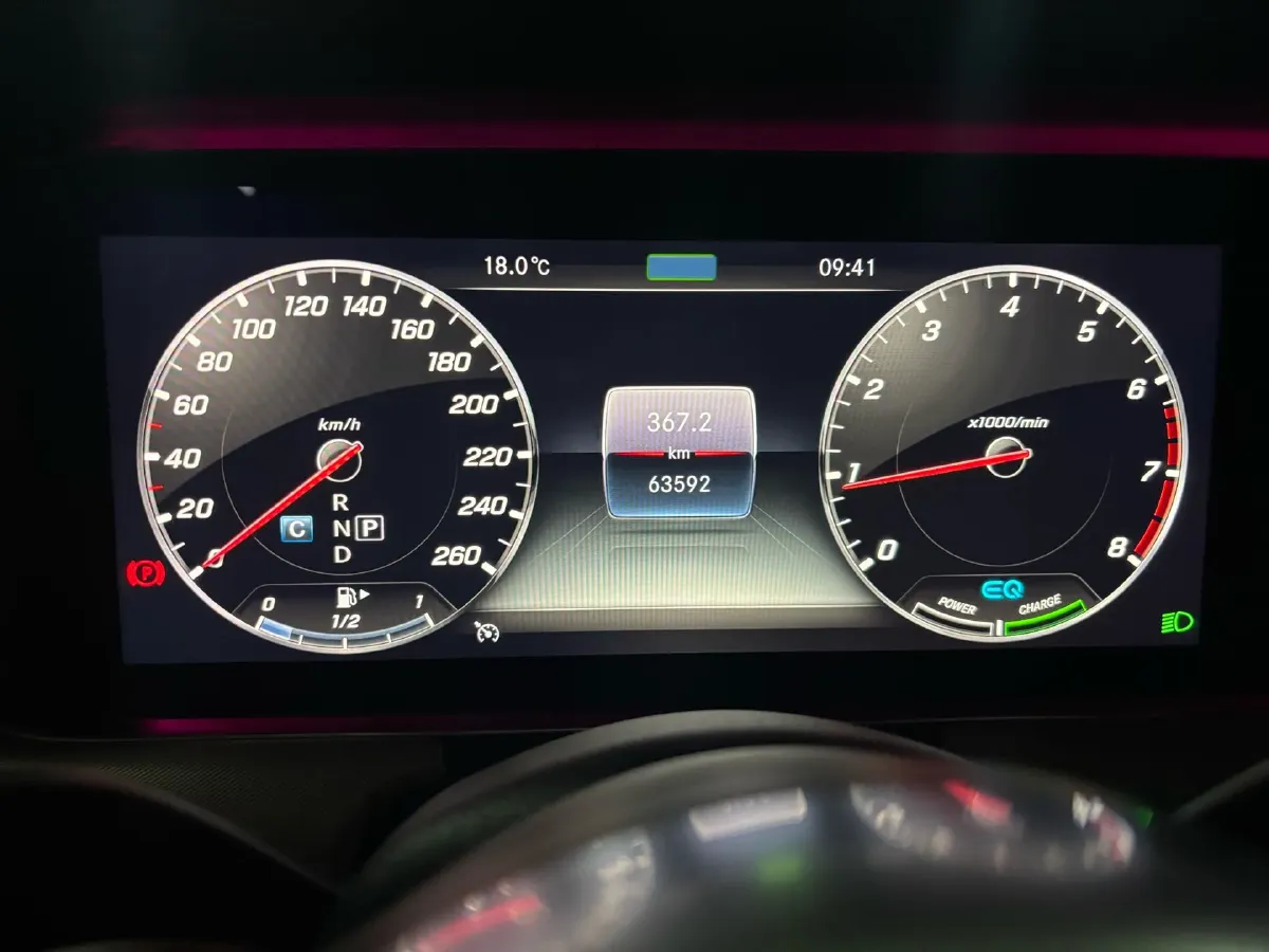 2020 Mercedes-Benz E Class 1.5T 184HP L4 9AT,autocango,china used car exporter,china ev exporter,chinese used car exporter,chinese used ev exporter