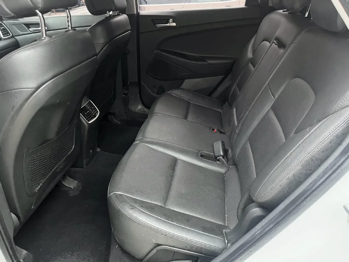 2018 Hyundai Tucson 1.6T 177HP L4 7DCT,autocango,china used car exporter,china ev exporter,chinese used car exporter,chinese used ev exporter