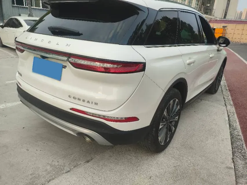 2021 Lincoln Corsair 2.0T 245HP L4 8AT,autocango,china used car exporter,china ev exporter,chinese used car exporter,chinese used ev exporter