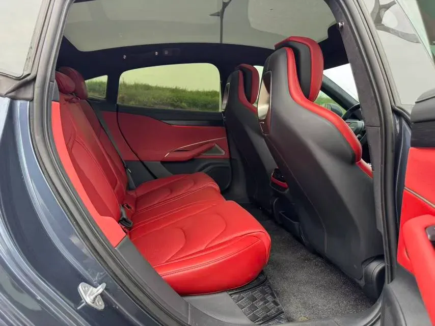 2024 MI SU7 BEV 101KWH,autocango,china used car exporter,china ev exporter,chinese used car exporter,chinese used ev exporter