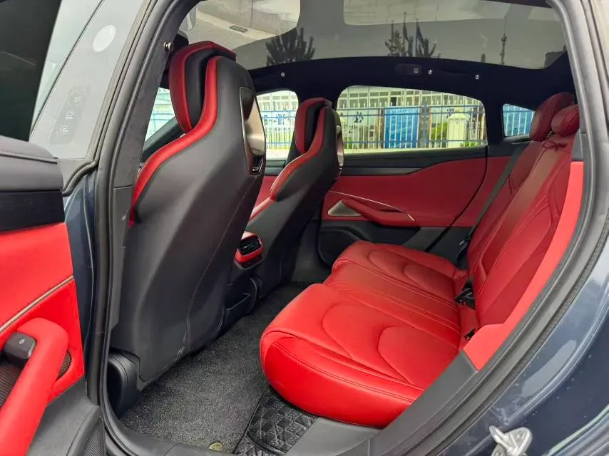 2024 MI SU7 BEV 101KWH,autocango,china used car exporter,china ev exporter,chinese used car exporter,chinese used ev exporter