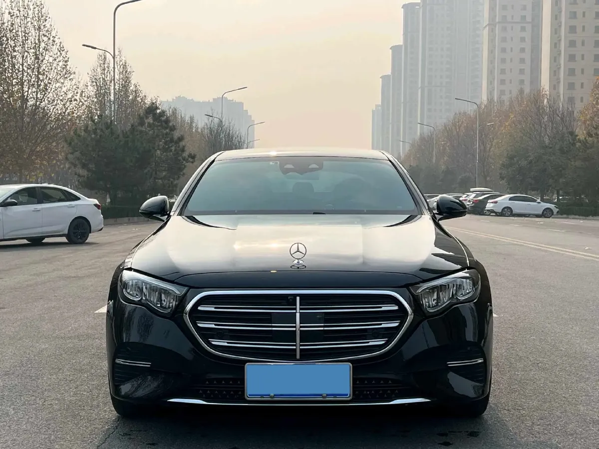 2025 Mercedes-Benz E Class 2.0T 258HP L4 9AT,autocango,china used car exporter,china ev exporter,chinese used car exporter,chinese used ev exporter