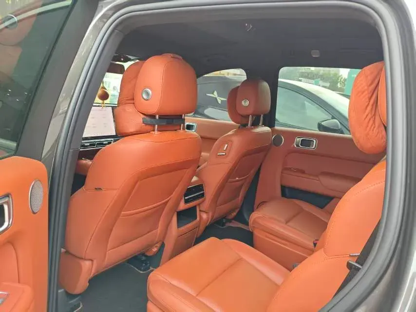 2023 Li L8 Range Extended 154HP REEV 40.9KWH,autocango,china used car exporter,china ev exporter,chinese used car exporter,chinese used ev exporter