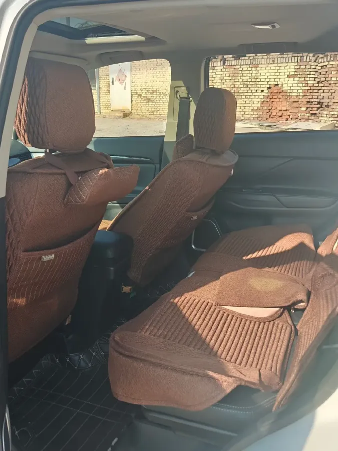 2018 Mitsubishi Outlander 2.0L 166HP L4 CVT,autocango,china used car exporter,china ev exporter,chinese used car exporter,chinese used ev exporter