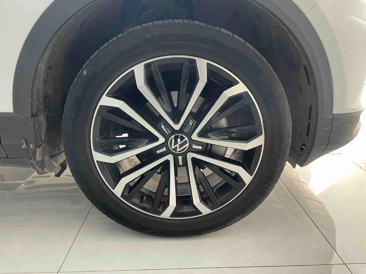 2022 Volkswagen T-Roc 1.4T 150HP L4 7DCT,autocango,china used car exporter,china ev exporter,chinese used car exporter,chinese used ev exporter