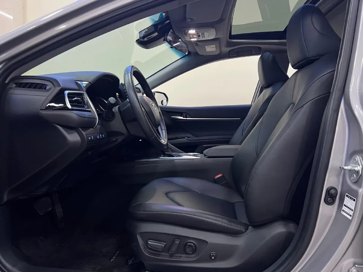 2021 Toyota Camry 2.0L 178HP L4 CVT,autocango,china used car exporter,china ev exporter,chinese used car exporter,chinese used ev exporter