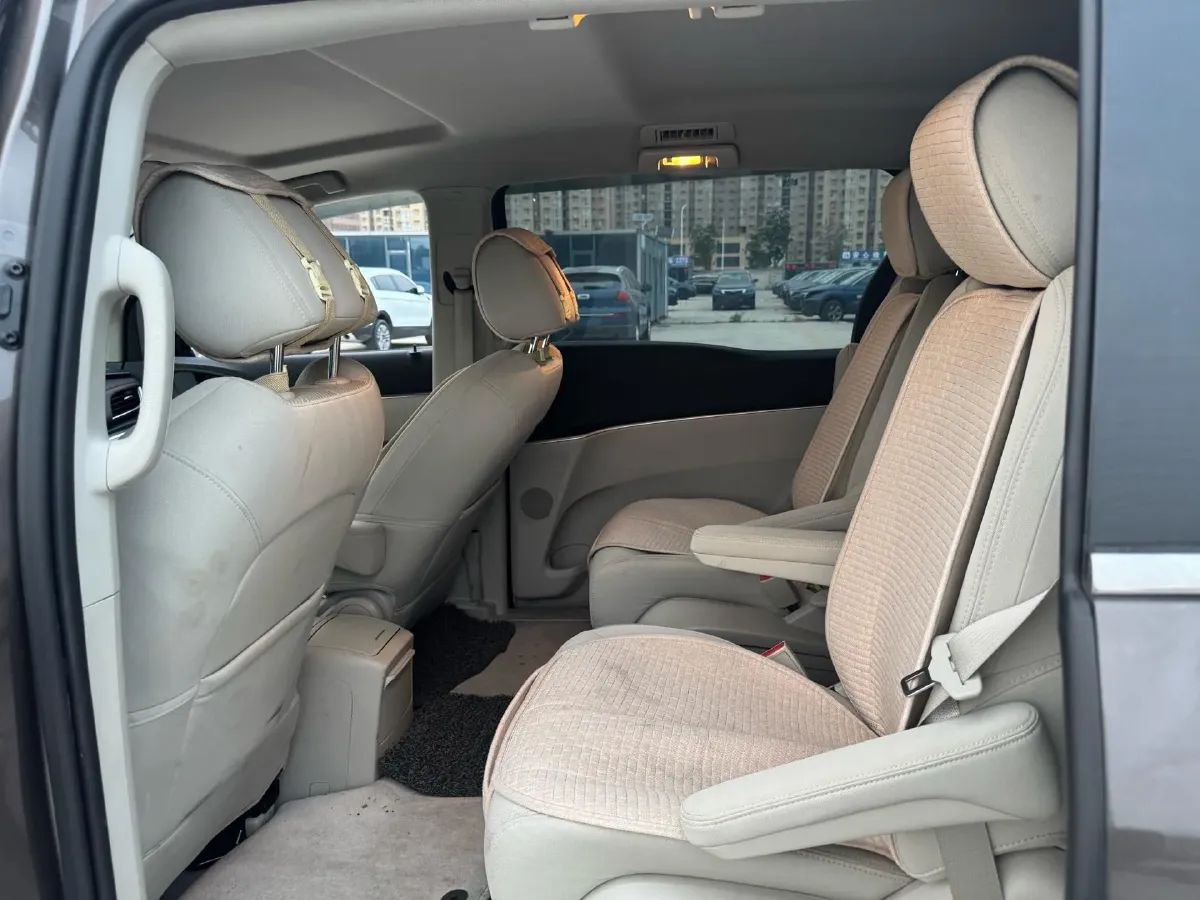 2023 Buick GL8 2.0T 237HP L4 9AT,autocango,china used car exporter,china ev exporter,chinese used car exporter,chinese used ev exporter