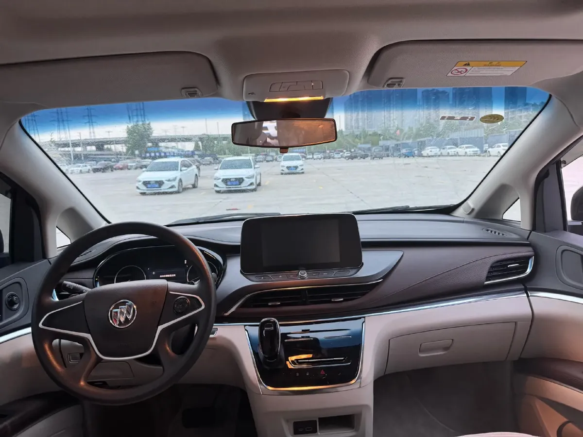 2023 Buick GL8 2.0T 237HP L4 9AT,autocango,china used car exporter,china ev exporter,chinese used car exporter,chinese used ev exporter