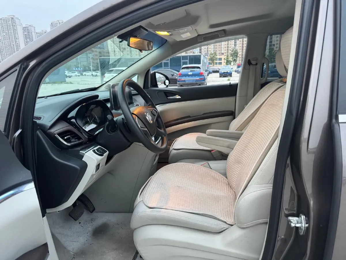 2023 Buick GL8 2.0T 237HP L4 9AT,autocango,china used car exporter,china ev exporter,chinese used car exporter,chinese used ev exporter