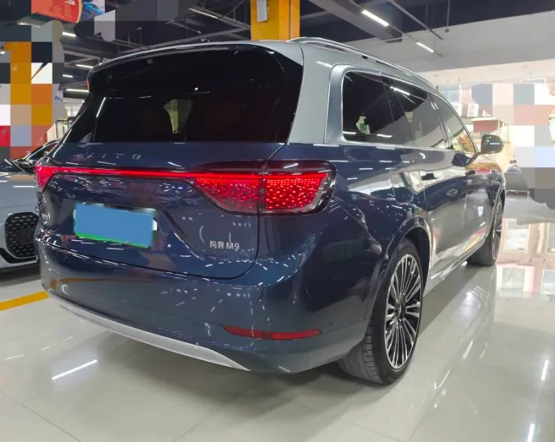 2024 AITO AITO M9 1.5T 152HP L4 REEV 42KWH,autocango,china used car exporter,china ev exporter,chinese used car exporter,chinese used ev exporter