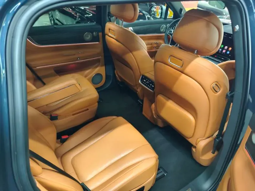 2024 AITO AITO M9 1.5T 152HP L4 REEV 42KWH,autocango,china used car exporter,china ev exporter,chinese used car exporter,chinese used ev exporter