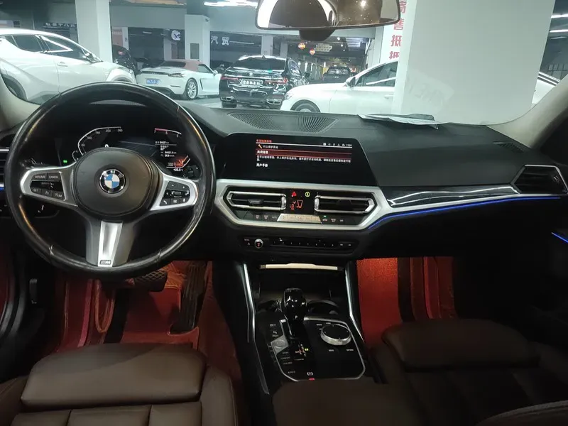 2020 BMW 3 Series 2.0T 184HP L4 8AT,autocango,china used car exporter,china ev exporter,chinese used car exporter,chinese used ev exporter
