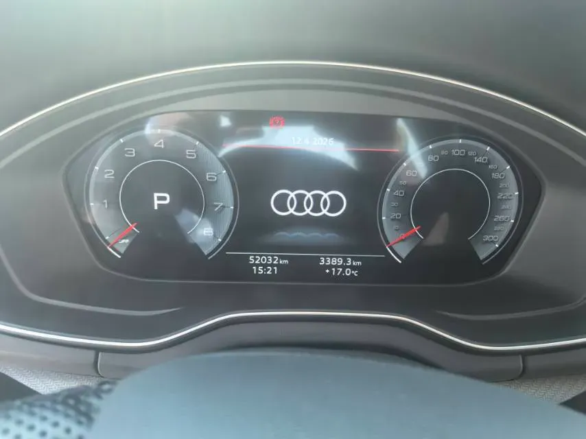 2022 Audi Q5L 2.0T 190HP L4 7DCT,autocango,china used car exporter,china ev exporter,chinese used car exporter,chinese used ev exporter