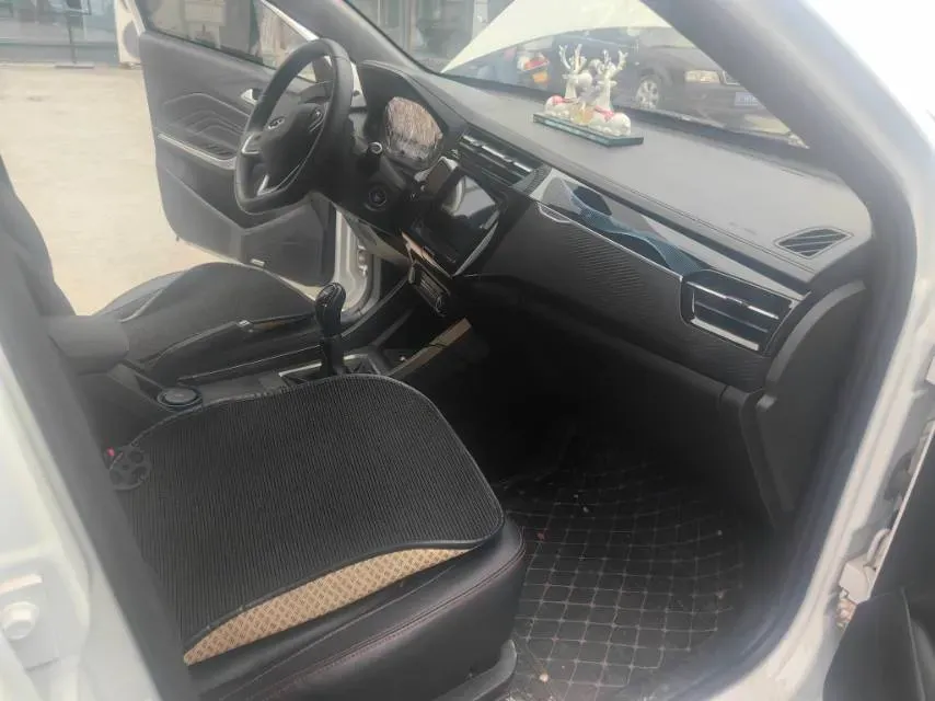 2024 Chery Tiggo 3x 1.5L 116HP L4 5MT,autocango,china used car exporter,china ev exporter,chinese used car exporter,chinese used ev exporter