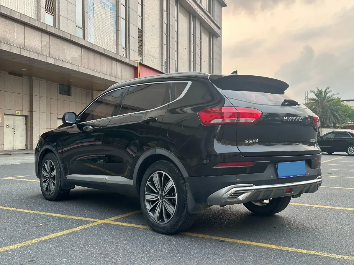 2021 Haval H6 1.5T 150HP L4 7DCT,autocango,china used car exporter,china ev exporter,chinese used car exporter,chinese used ev exporter