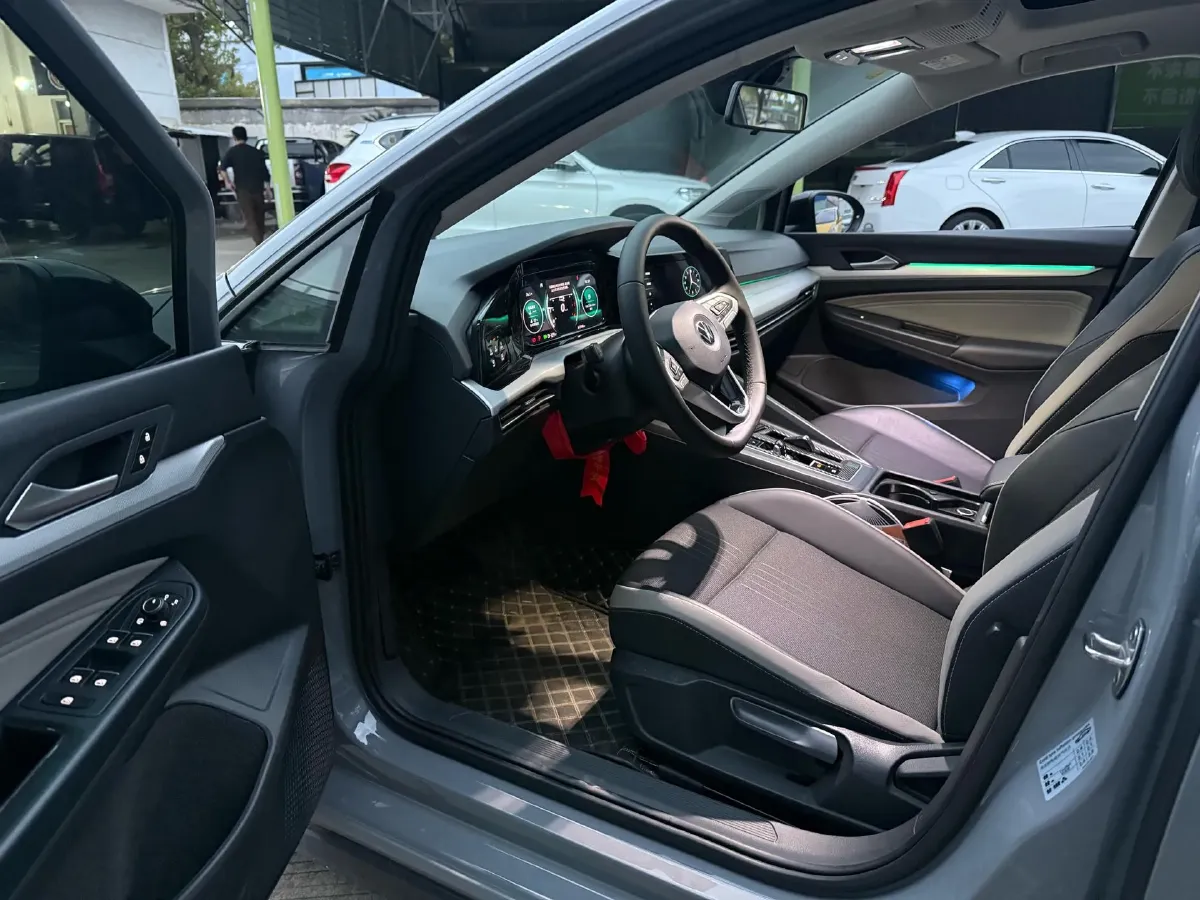 2021 Volkswagen Golf 1.4T 150HP L4 7DCT,autocango,china used car exporter,china ev exporter,chinese used car exporter,chinese used ev exporter