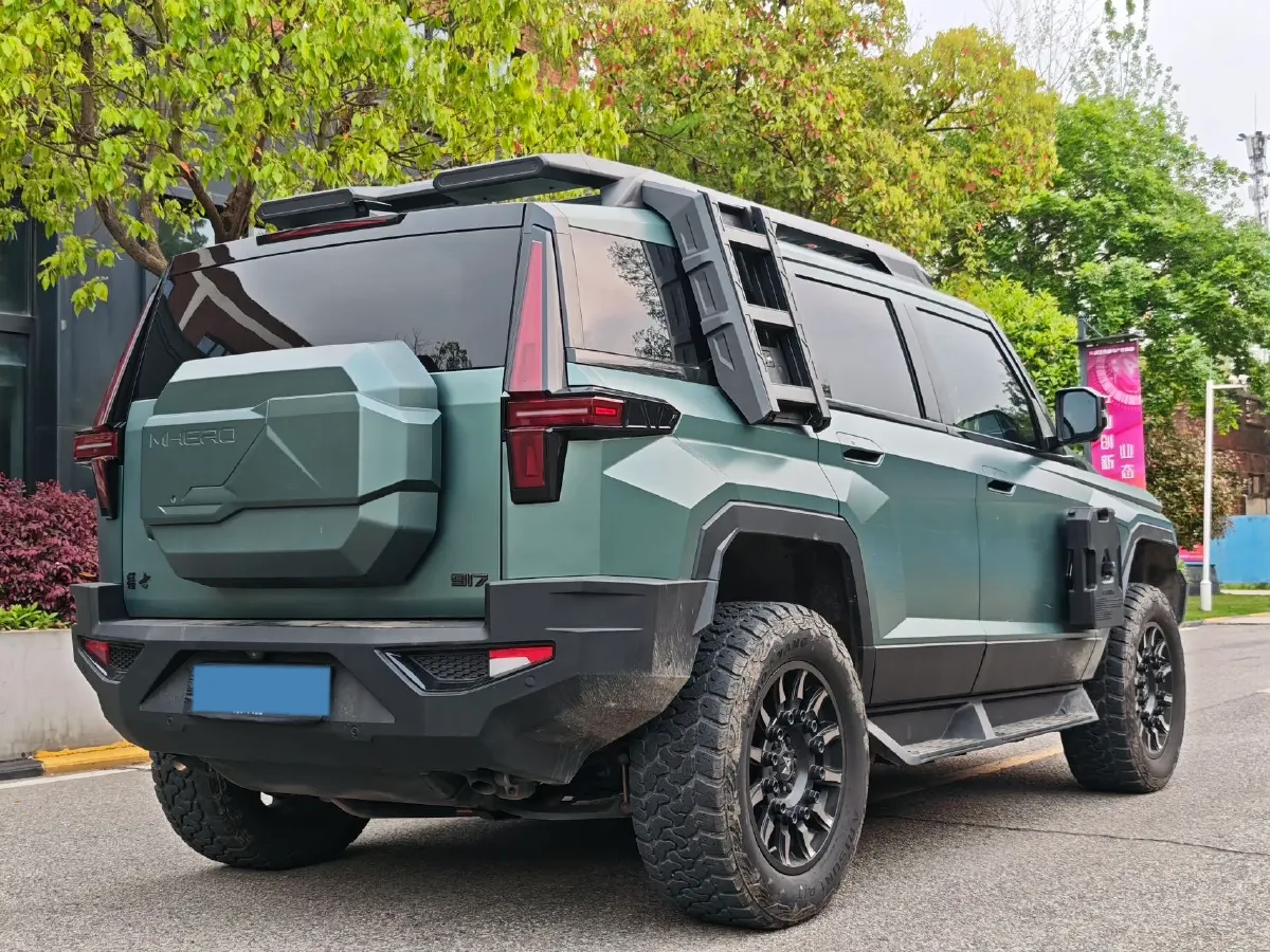 2023 M Hero 917 REEV 197HP 2AT REEV 65.8KWH,autocango,china used car exporter,china ev exporter,chinese used car exporter,chinese used ev exporter