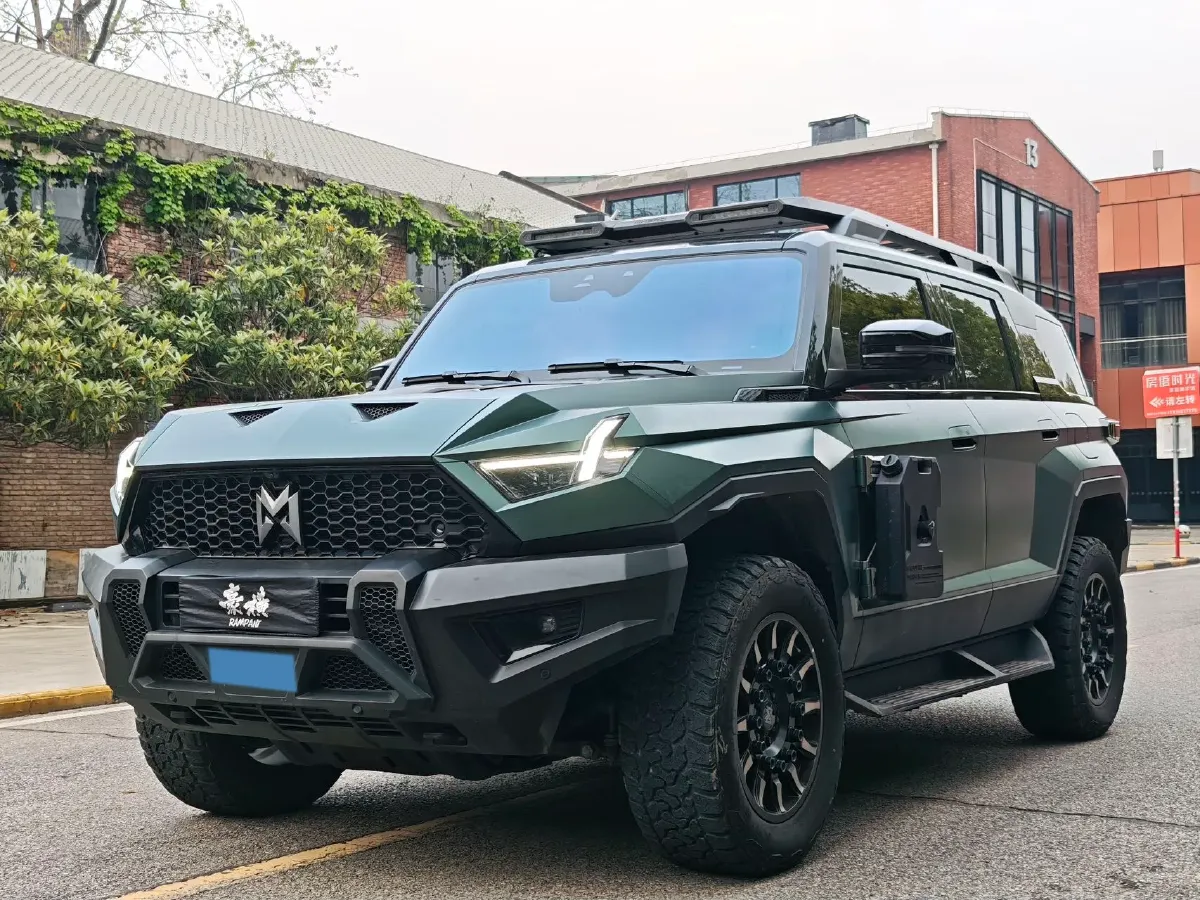 2023 M Hero 917 REEV 197HP 2AT REEV 65.8KWH,autocango,china used car exporter,china ev exporter,chinese used car exporter,chinese used ev exporter