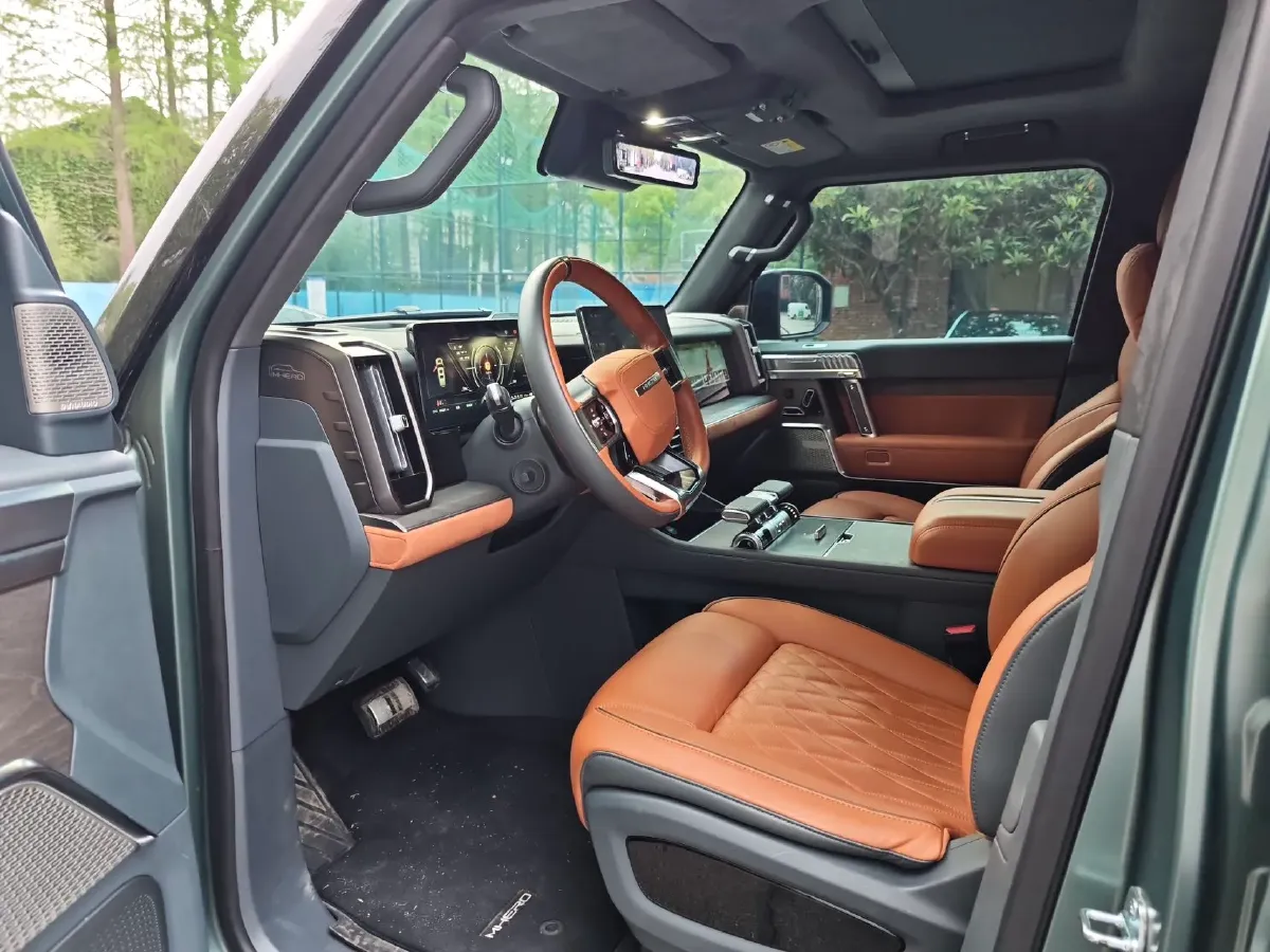 2023 M Hero 917 REEV 197HP 2AT REEV 65.8KWH,autocango,china used car exporter,china ev exporter,chinese used car exporter,chinese used ev exporter