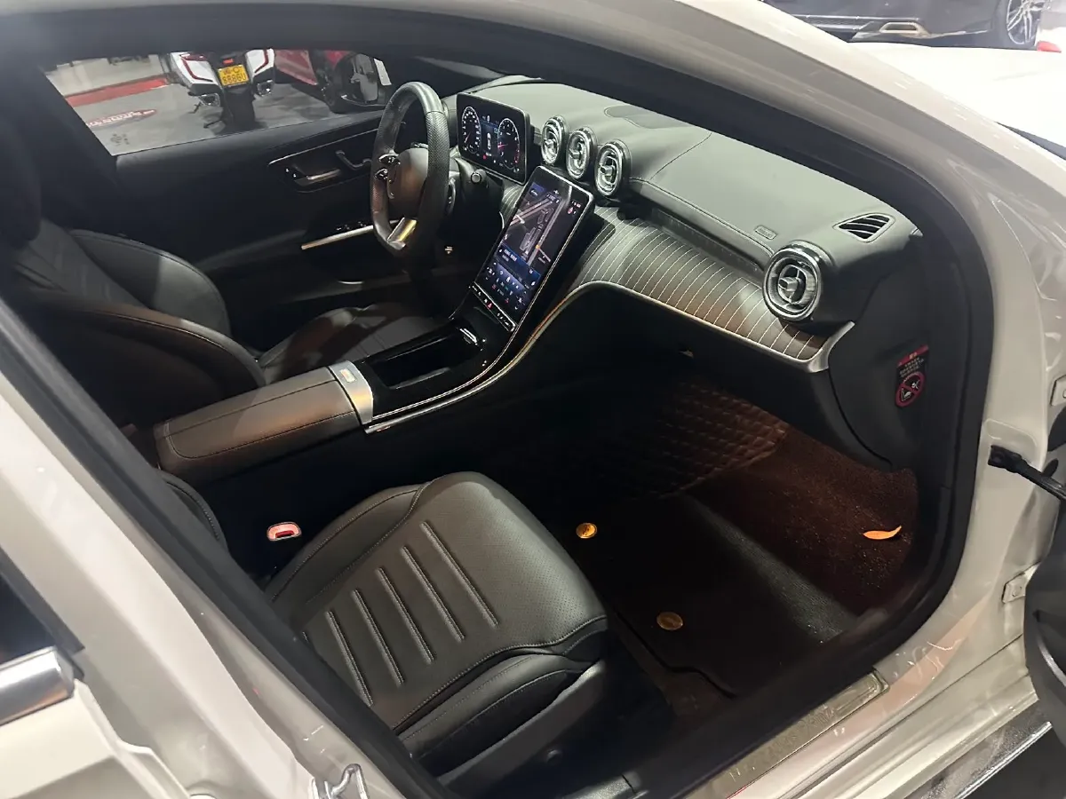 2024 Mercedes-Benz C Class 1.5T 170HP L4 9AT,autocango,china used car exporter,china ev exporter,chinese used car exporter,chinese used ev exporter